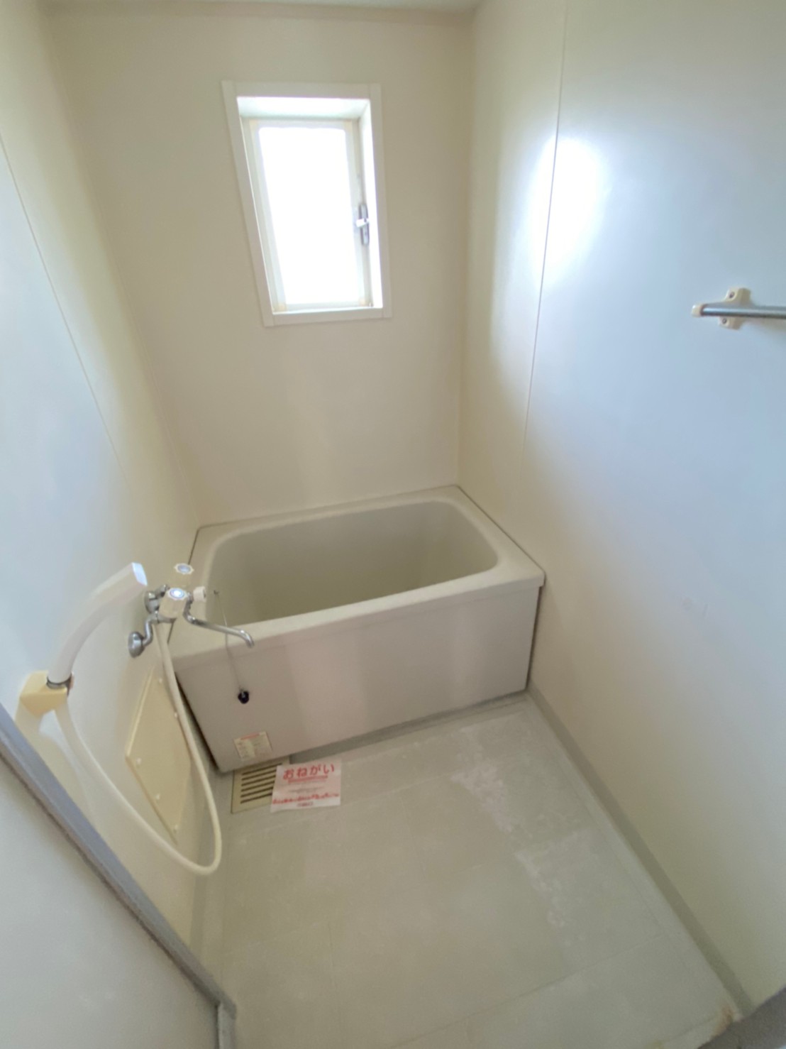 バス・シャワールーム　同建物別号室