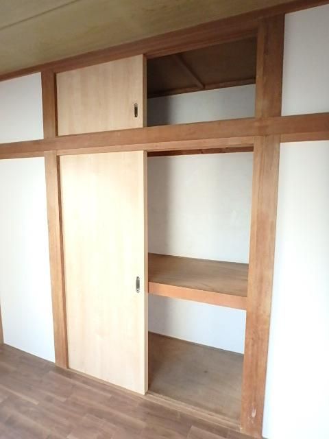 収納　洋室にある収納です