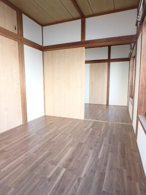 居室・リビング　綺麗に内装を施しています