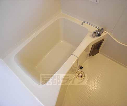 バス・シャワールーム　一日の疲れは癒しましょう