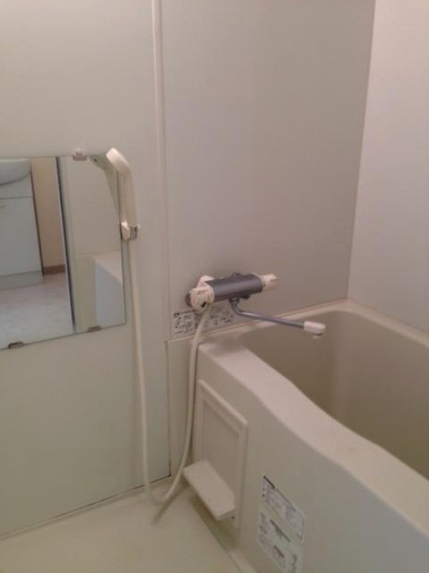 バス・シャワールーム　バスルーム