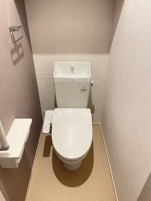 トイレ　同型写真