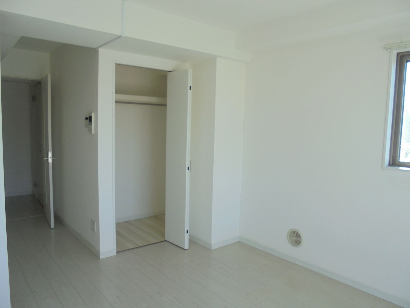 収納　洋室収納