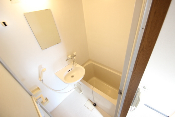 バス・シャワールーム　別号室の写真です。