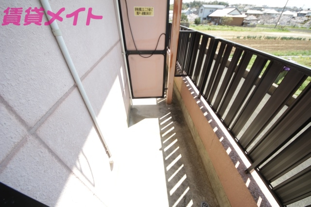 バルコニー　同物件別室写真