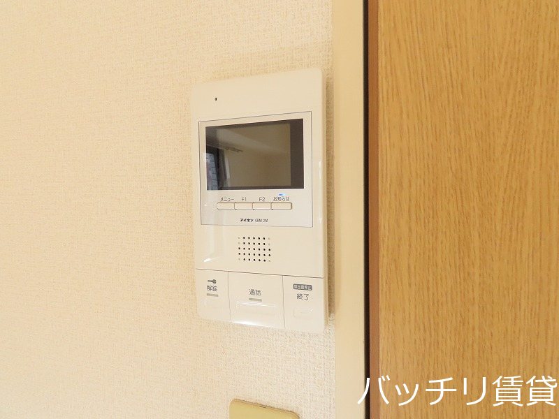 セキュリティ　画像は別号室の為、現状優先になります。