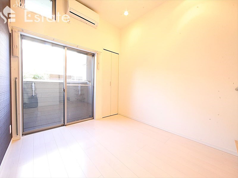 居室・リビング　内装