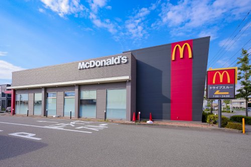 飲食店　マクドナルド 金沢有松店（飲食店）まで1573m