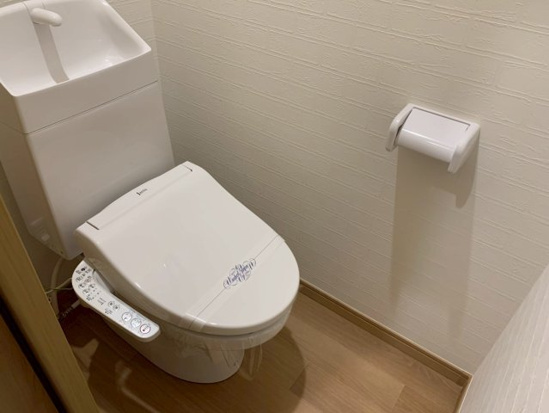 トイレ　温水洗浄便座♪♪