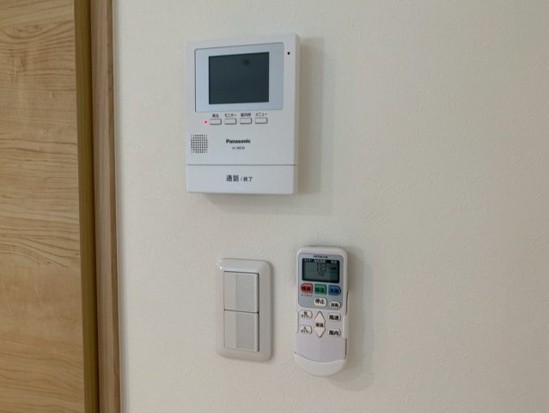 セキュリティ　モニタ付インターホンで安心♪