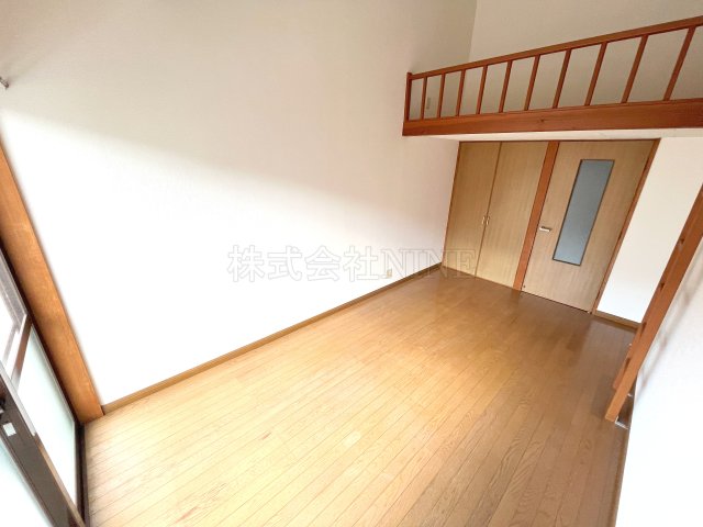 居室・リビング　ゆったりとした居間です