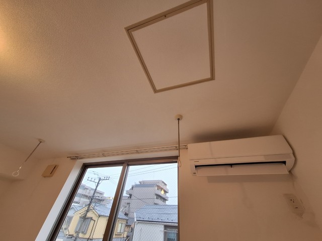 その他　★室内物干しフック／エアコン★