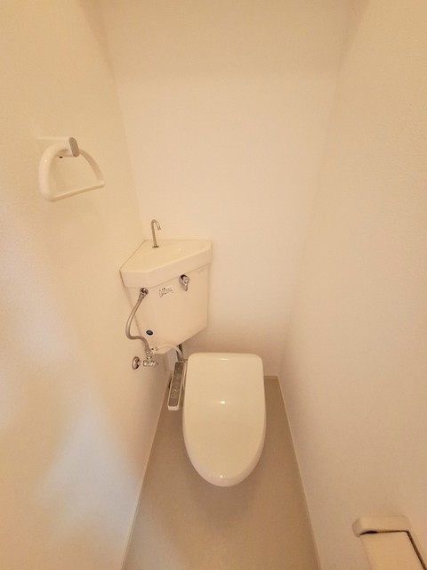 トイレ　★温水洗浄便座★