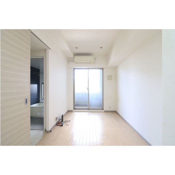 その他部屋・スペース　落ち着いて過ごせるお部屋なので、寝室にいかがでしょうか