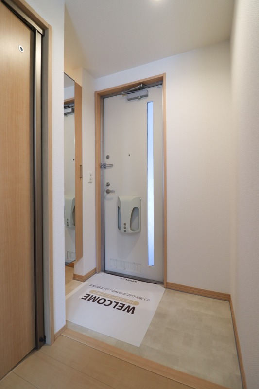 玄関　図面と現状に相違がある場合には現状を優先