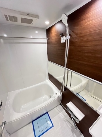 バス・シャワールーム