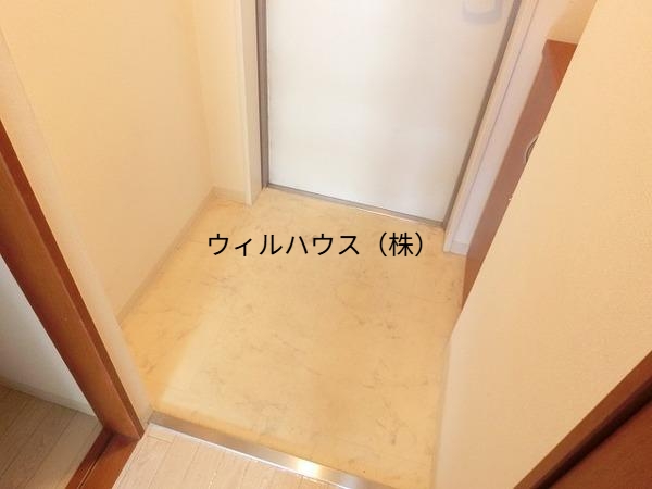 玄関　シューズボックスあり！