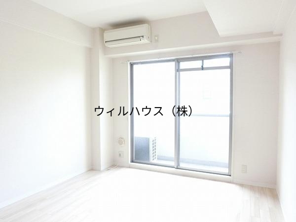 その他部屋・スペース　明るい洋室！