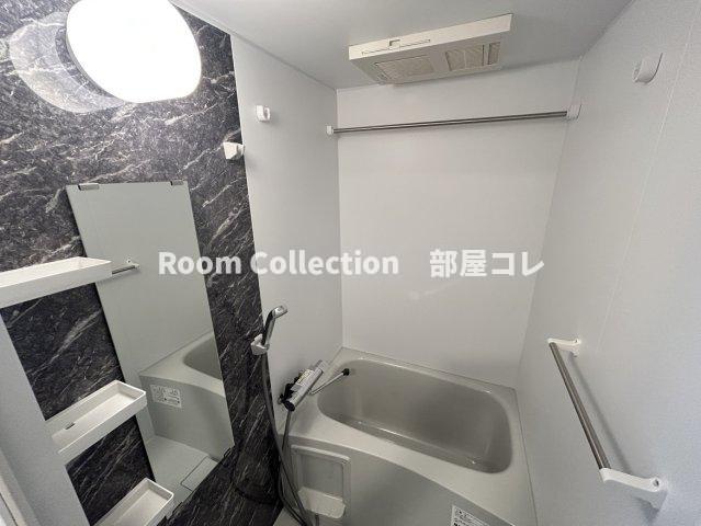 バス・シャワールーム　※同物件他部屋写真 反転、色違いの場合有 現況優先
