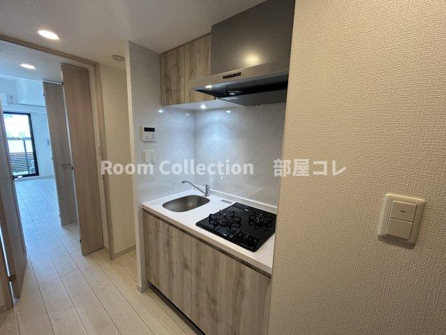 キッチン　※同物件他部屋写真 反転、色違いの場合有 現況優先