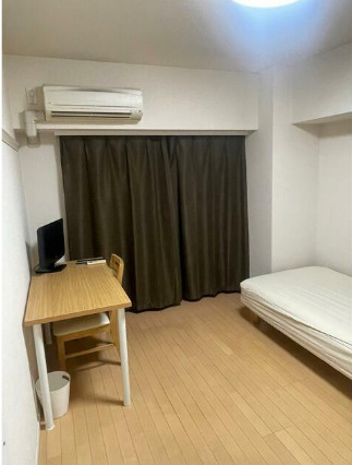 居室・リビング　※別部屋の参考写真です。