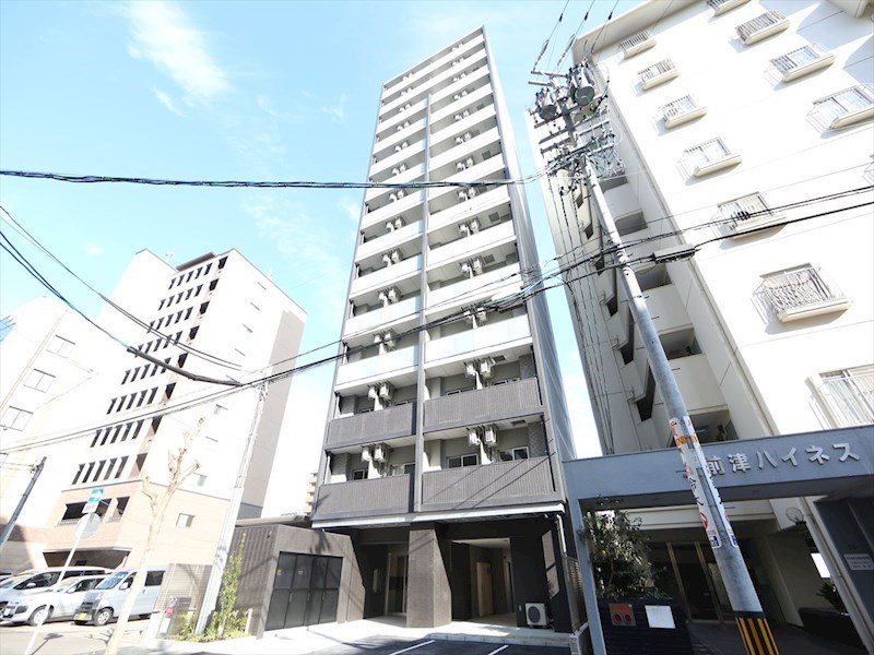 建物外観　外観　オートロック　宅配ＢＯＸ　防犯カメラ