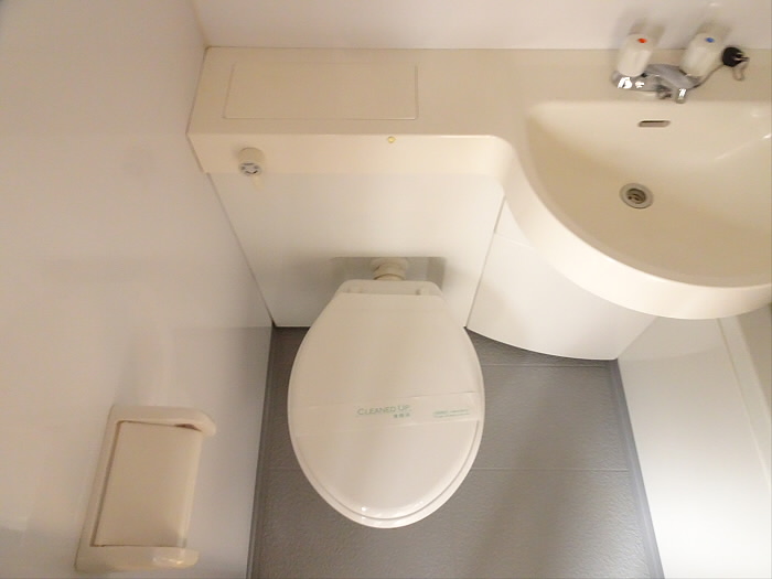 トイレ　コンパクトで使いやすいトイレです