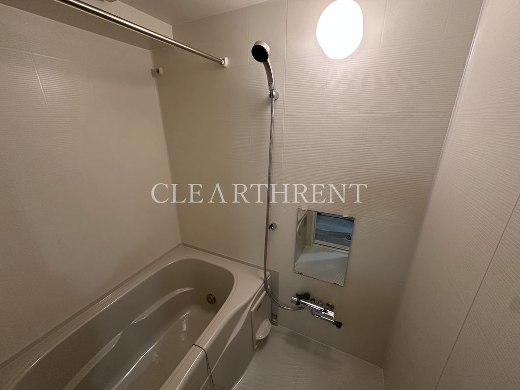 バス・シャワールーム　同タイプ別住戸写真となります。現況と異なる場合がございます。