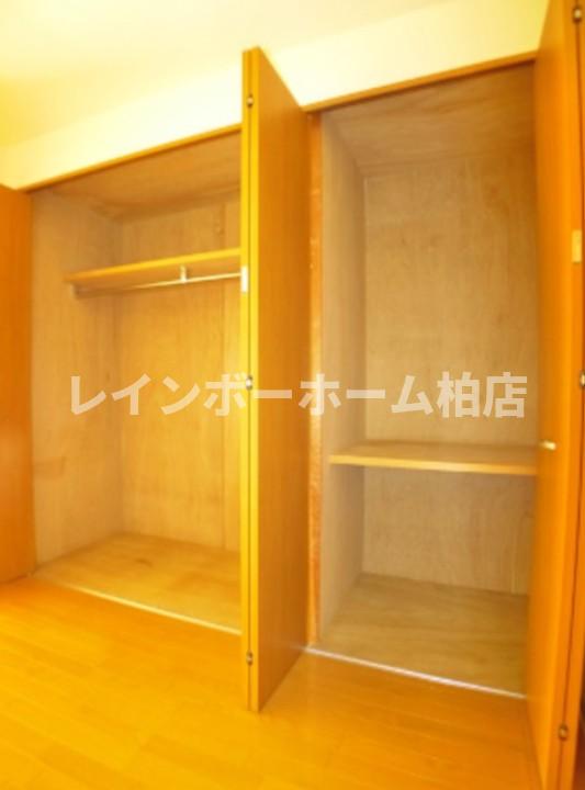 収納　十分な収納スペースがあります