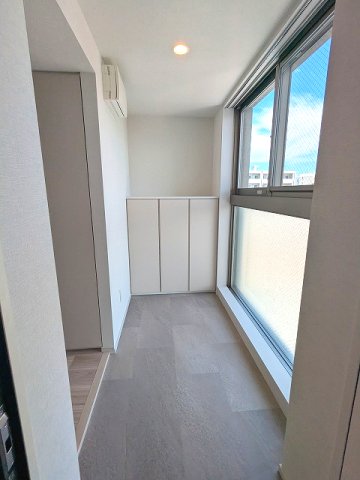 玄関　玄関が広々の土間スペース