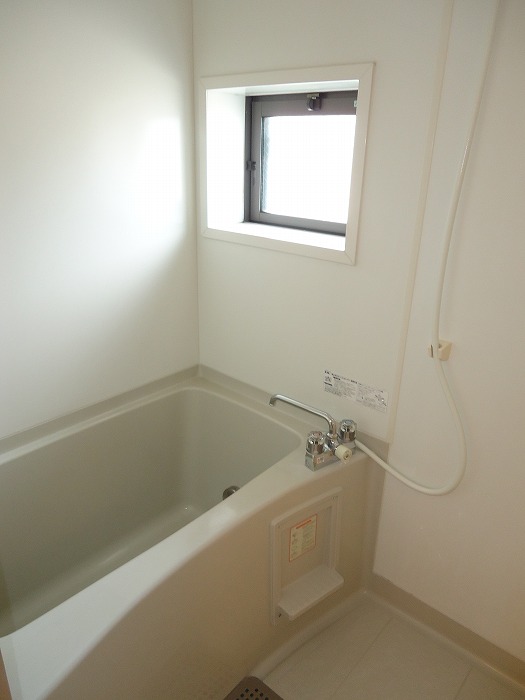 バス・シャワールーム　☆窓有り！