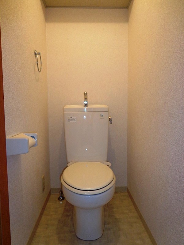 トイレ　現況優先