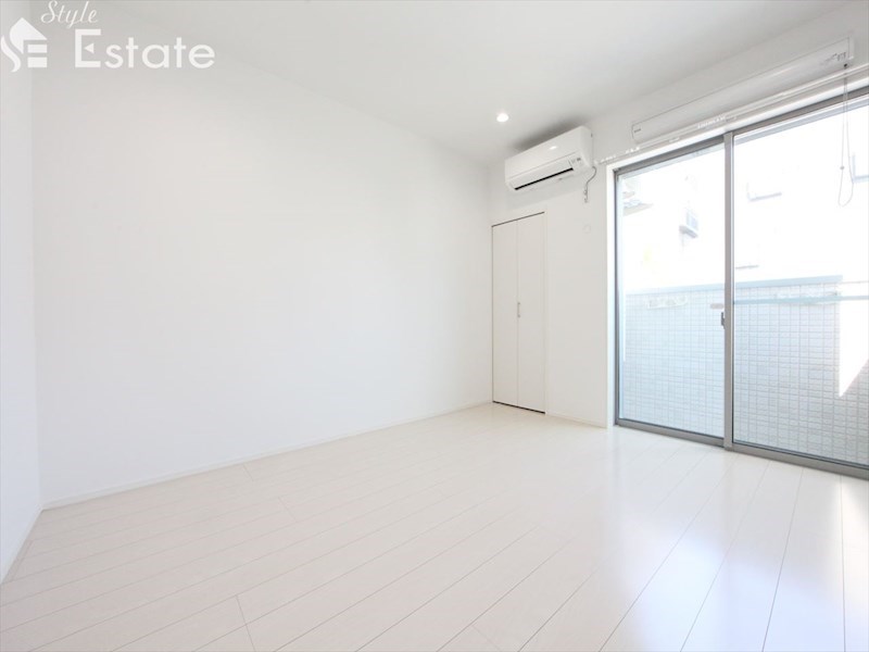 居室・リビング　内装