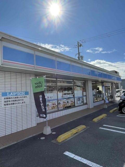 コンビニ　ローソン　加古川市役所前店（コンビニ）まで327m