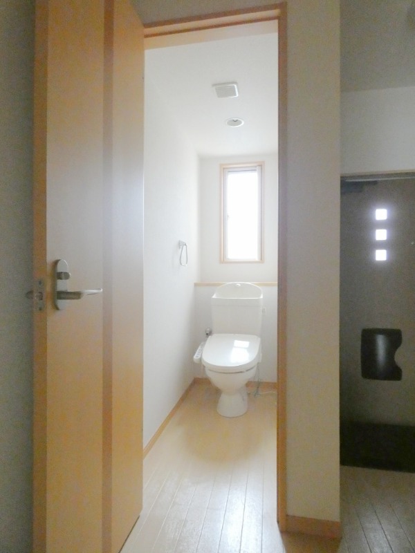 トイレ　図面と現状に相違がある場合には現状を優先．．．