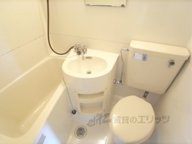 バス・シャワールーム　ユニットバス