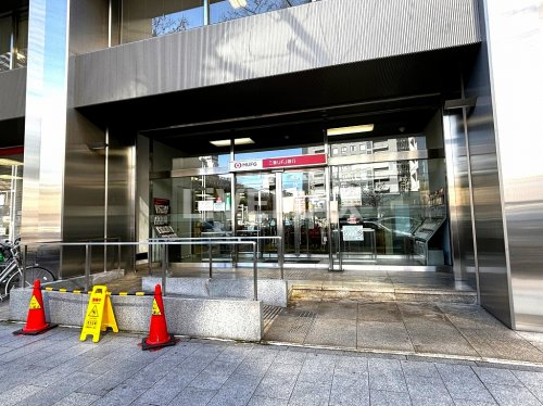 銀行　三菱UFJ銀行 柳橋支店（銀行）まで444m