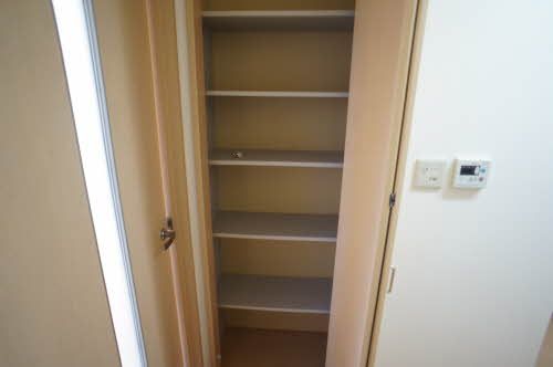 収納　キッチン収納