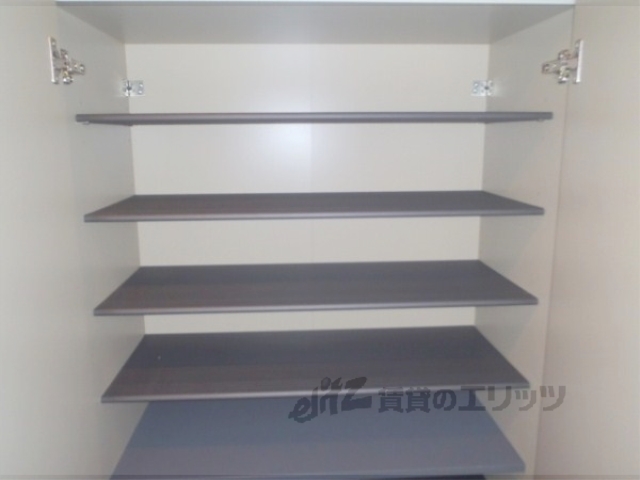 収納　１０段もある下駄箱はたくさん収納できます