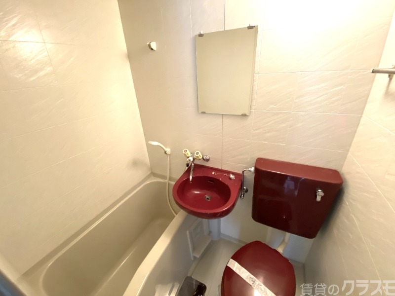 バス・シャワールーム　綺麗に使えそうです！