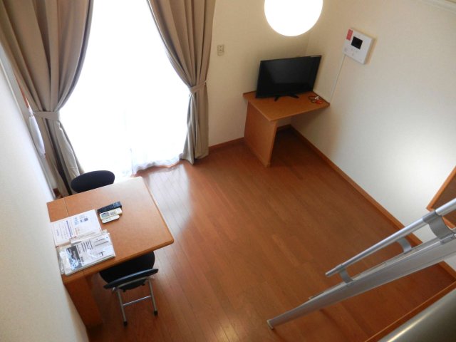 居室・リビング　明るいお部屋で憧れの一人暮らし。