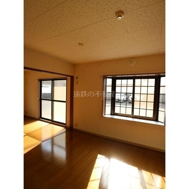 居室・リビング　※他部屋参照・現況優先・間取り反転