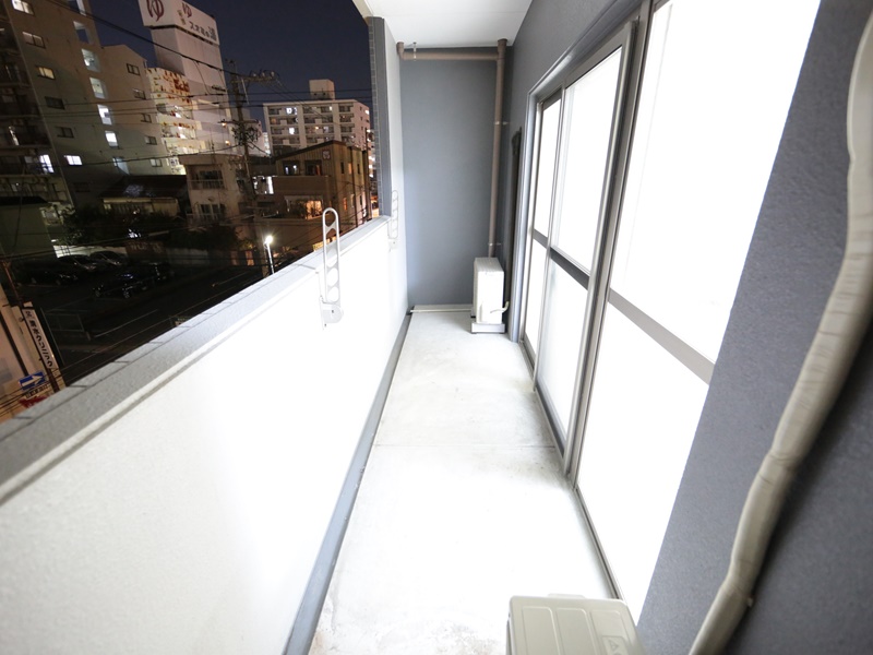バルコニー　バルコニー