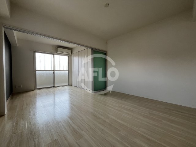 居室・リビング　LaCASA江坂　リビング