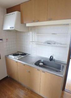 キッチン　別部屋参考写真になります