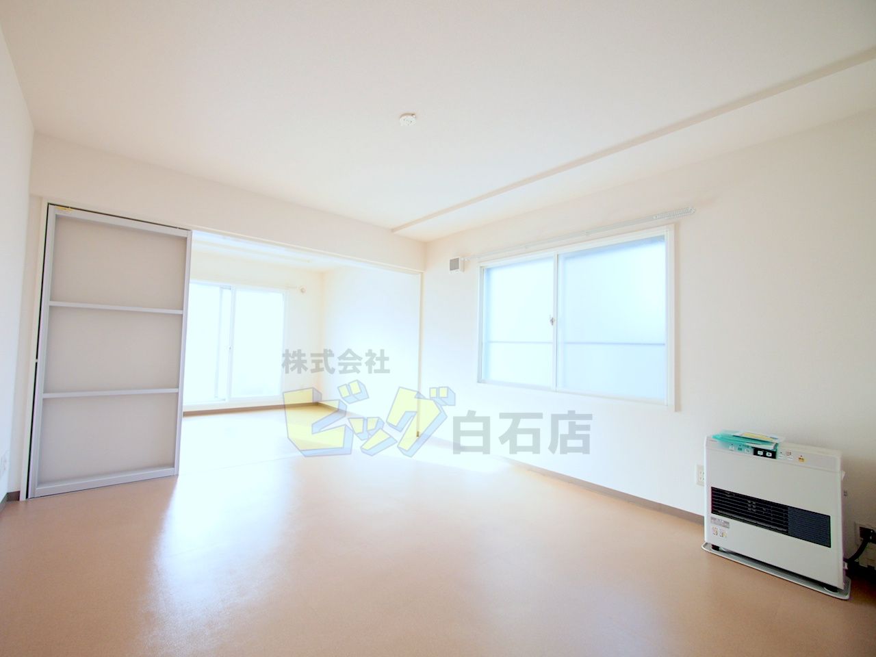 居室・リビング　お洒落なデザイナーズマンションです♪