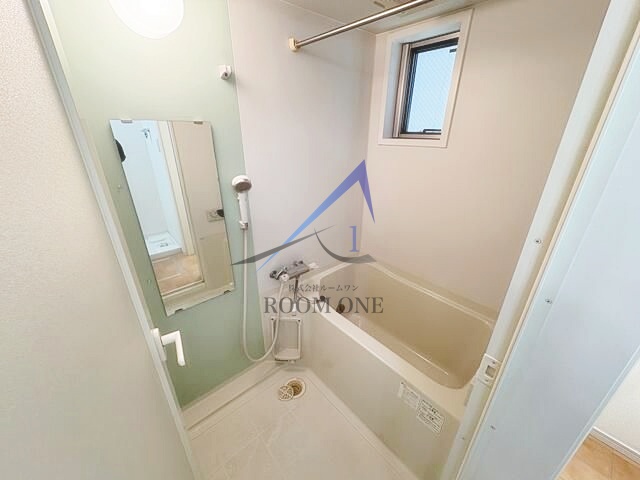 バス・シャワールーム　お風呂です。