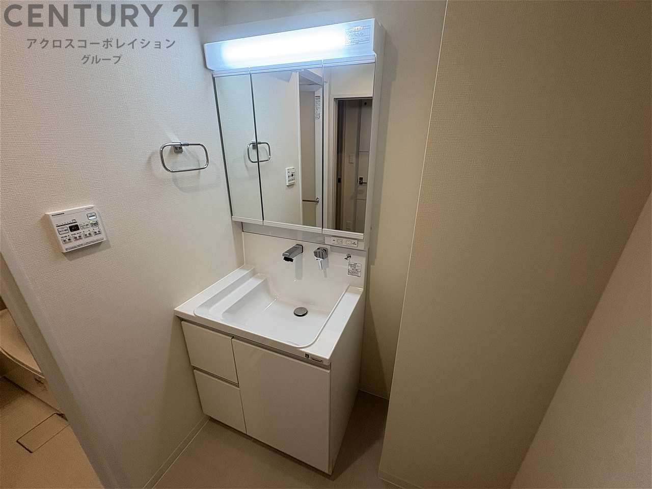 洗面設備　独立洗面化粧台付きでおすすめです！