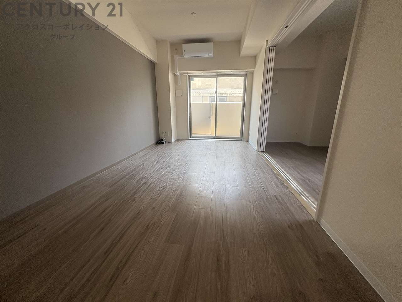 居室・リビング　12帖の広いLDK。