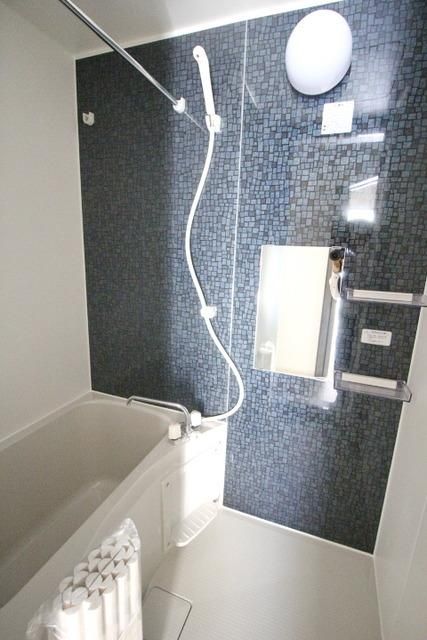 バス・シャワールーム　おしゃれなバスルーム